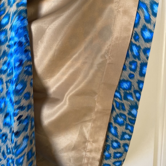 100% SILK skirt. Size 10. - Picture 6 of 6